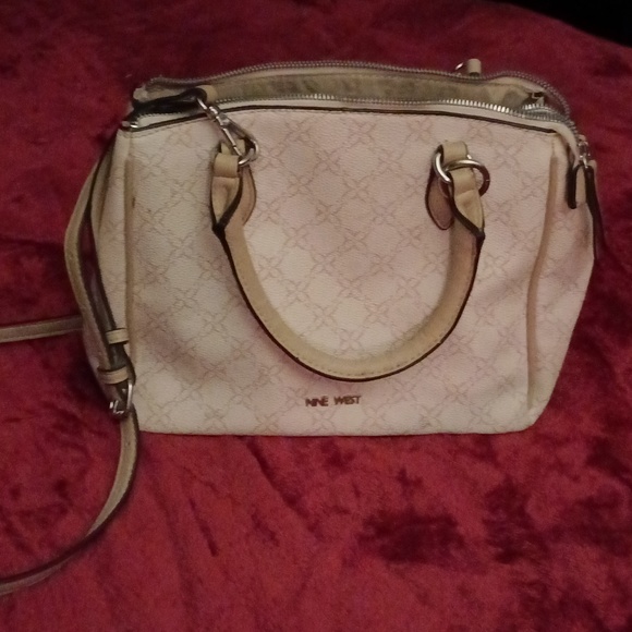 Purse - Picture 3 of 3